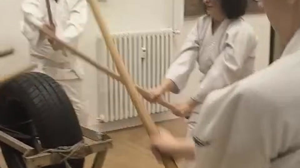 Tanren uchi...per i praticanti del dojo Tano Sensei, un amico speciale.
